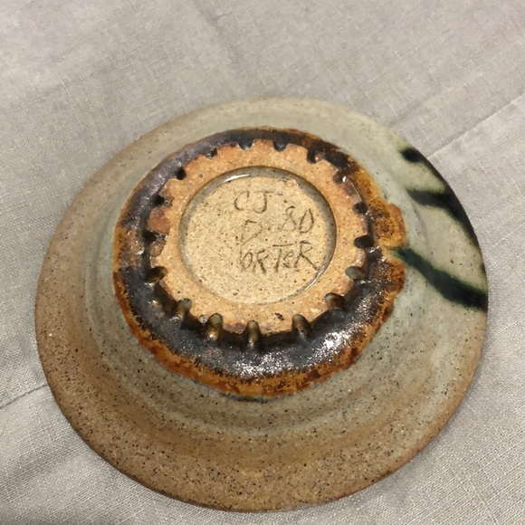 MAKE ME AN OFFER  CJ Porter ceramic plate - Picture 2 of 3